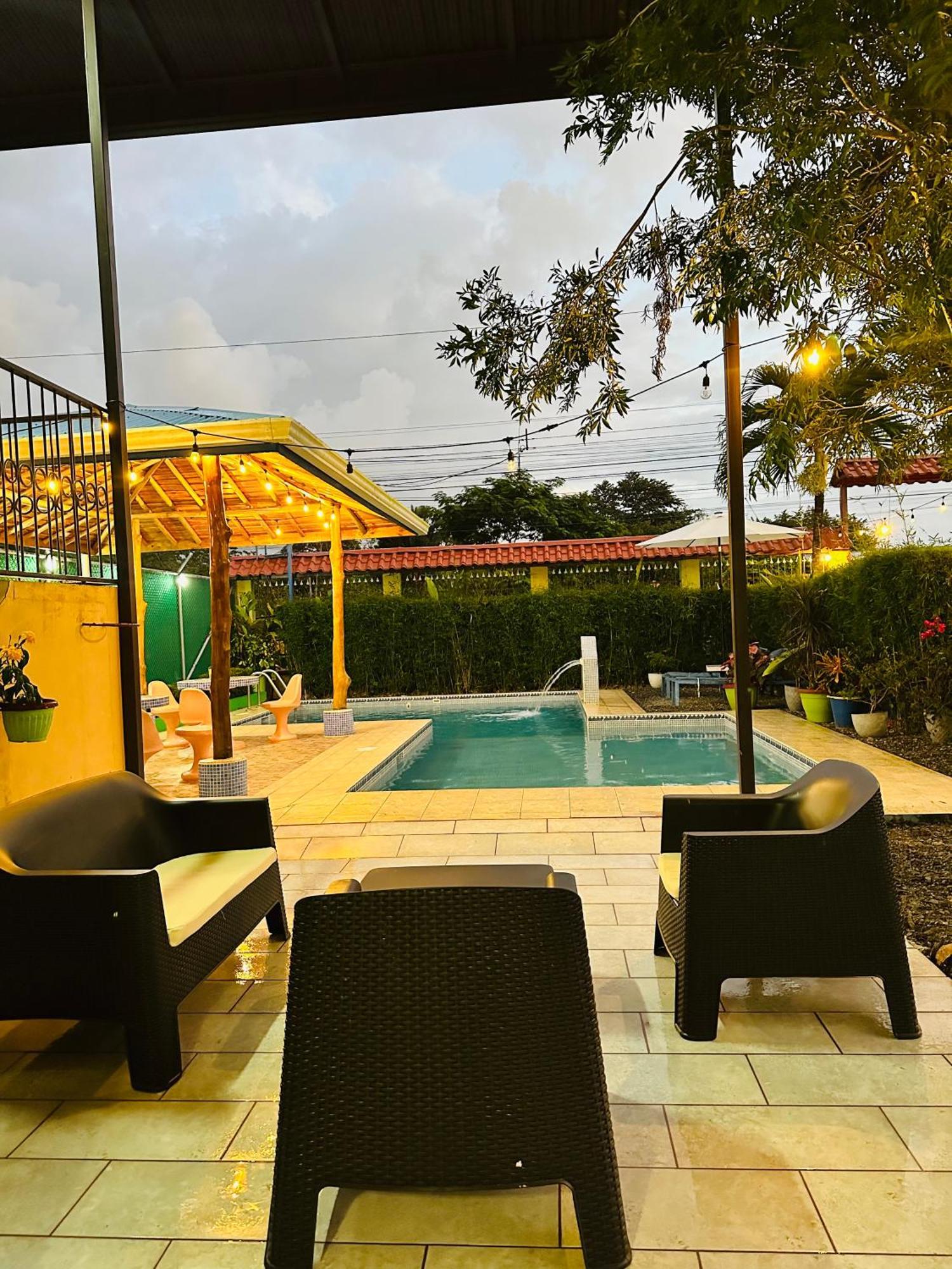 Hotel La Fiore de Bahia Uvita Extérieur photo
